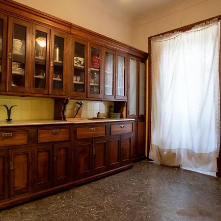 Historic Spanish House Sleeps 22 Pool Dom wakacyjny *